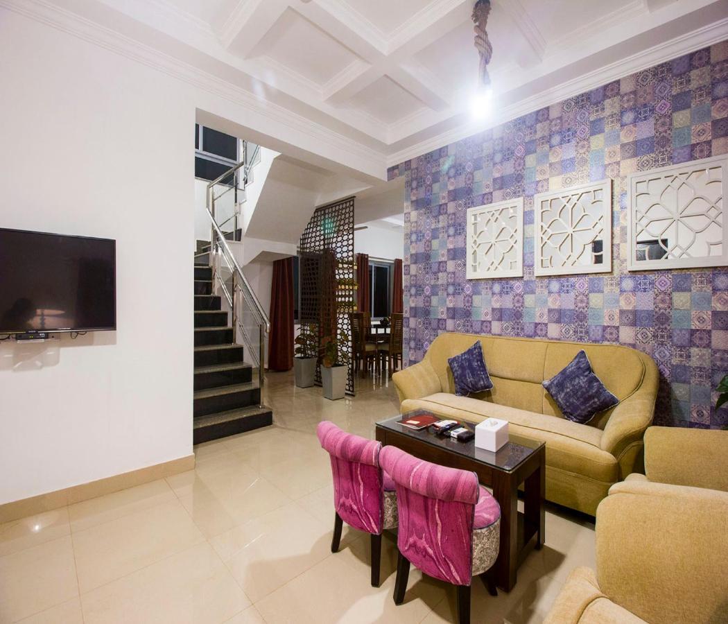 Span Suites & Villa Morjim Exterior foto